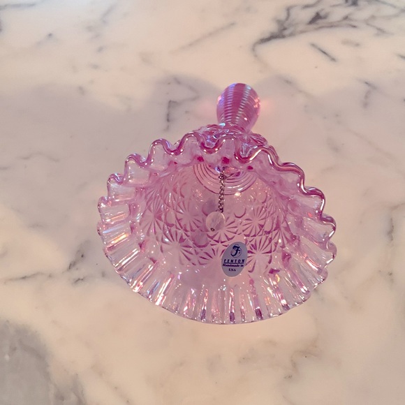 Vintage Fenton Glass Ruffled Pink Iridescent Hand Bell w/ Label - Picture 3 of 3